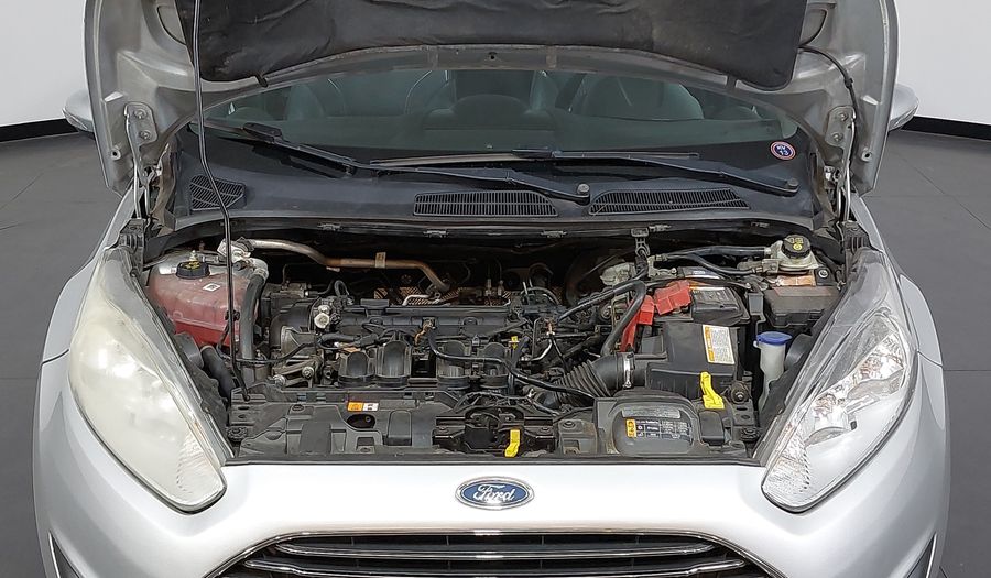 Ford Fiesta 1.6 16V TIVCT TITANIUM POWERSHIFT Hatchback 2014