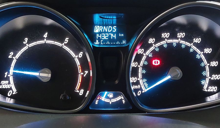 Ford Fiesta 1.6 16V TIVCT TITANIUM POWERSHIFT Hatchback 2014