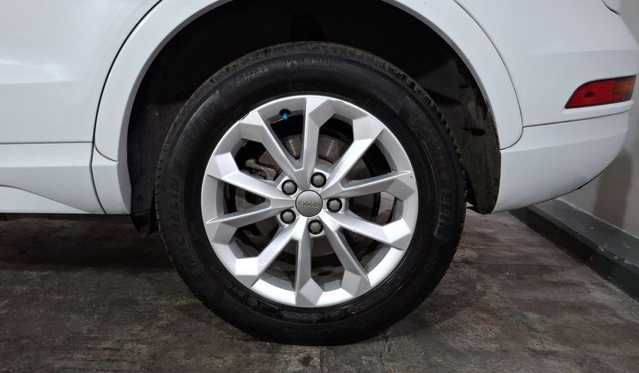 Audi Q3 2.0 TFSI LUXURY 220 HP QUATTRO S TRONIC Suv 2016