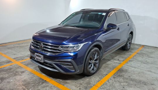 Volkswagen • Tiguan