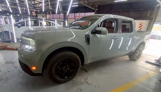 Ford • Maverick