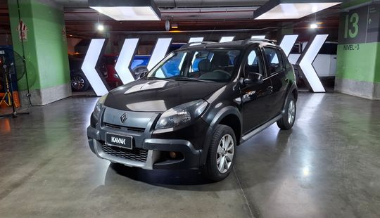 Renault • Sandero Stepway