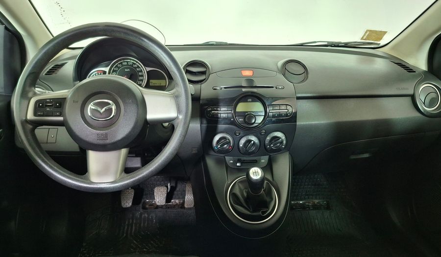 Mazda 2 1.5 V Hatchback 2011