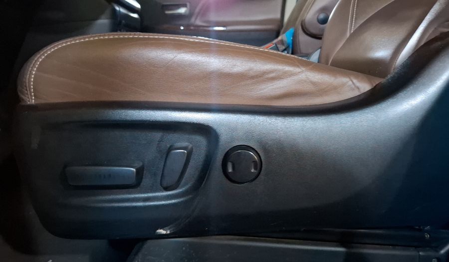 Toyota Sienna 3.5 LIMITED AT Minivan 2015