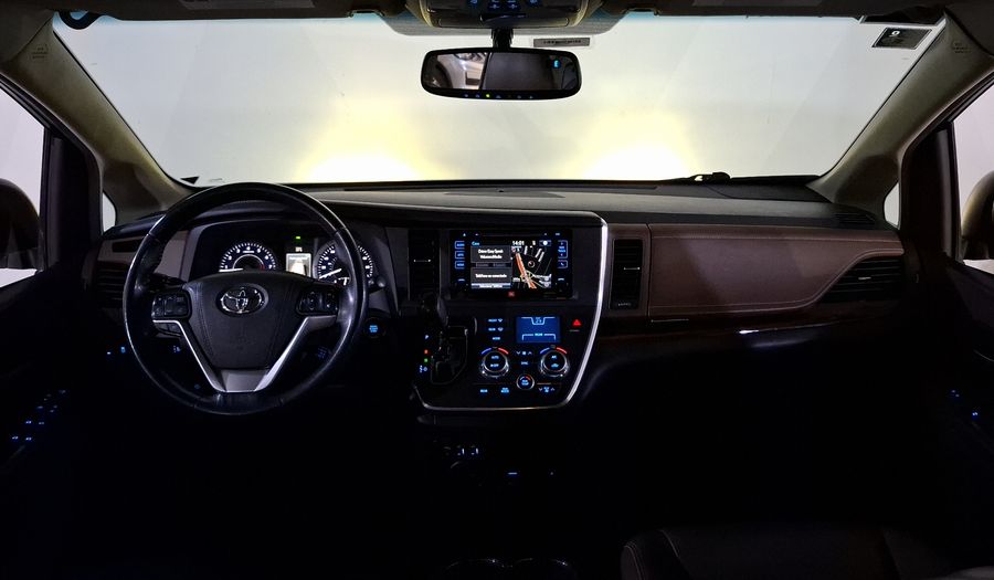 Toyota Sienna 3.5 LIMITED AT Minivan 2015