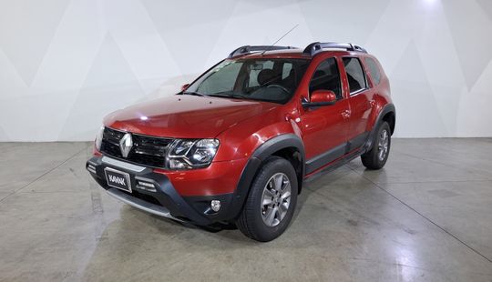 Renault • Duster