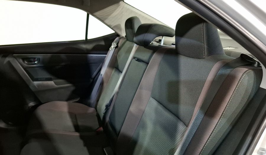 Toyota Corolla 1.8 LE CVT Sedan 2017