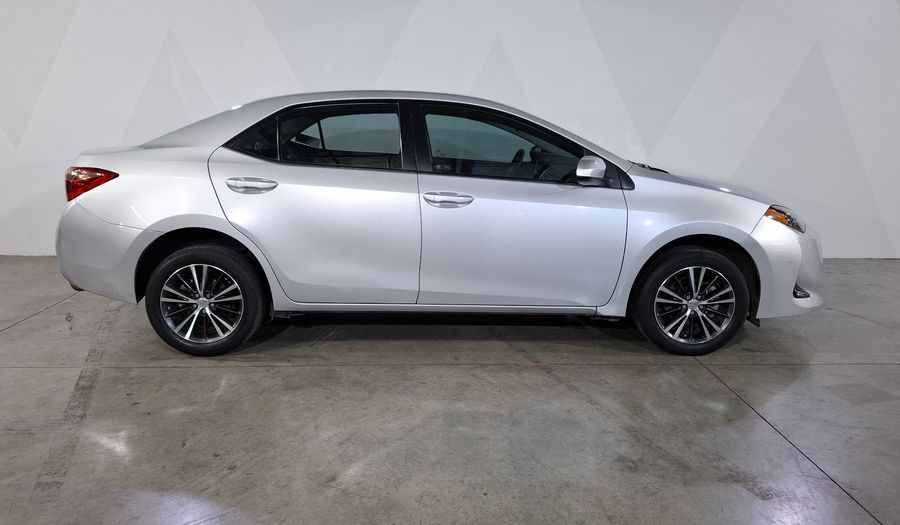 Toyota Corolla 1.8 LE CVT Sedan 2017