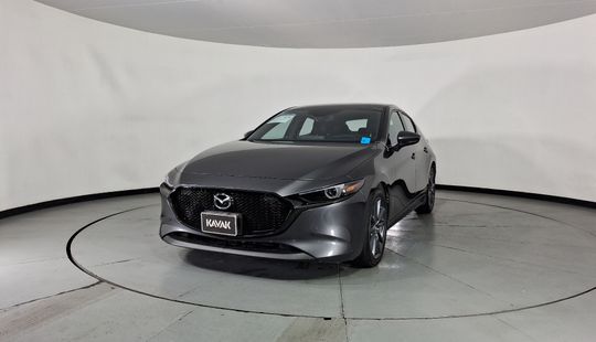 Mazda • Mazda 3