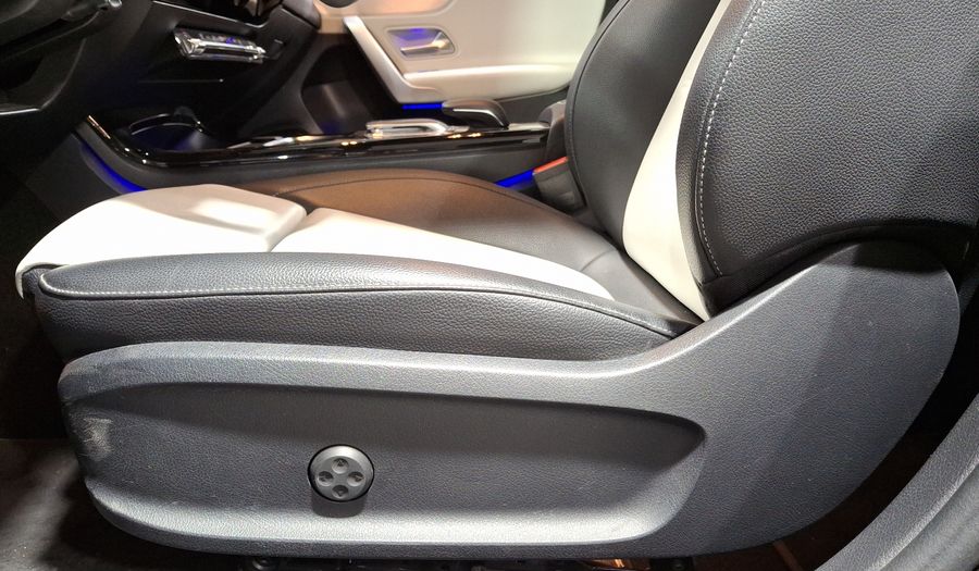 Mercedes Benz Clase A 1.3 200 SPORT DCT Hatchback 2020