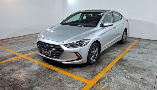 Hyundai • Elantra