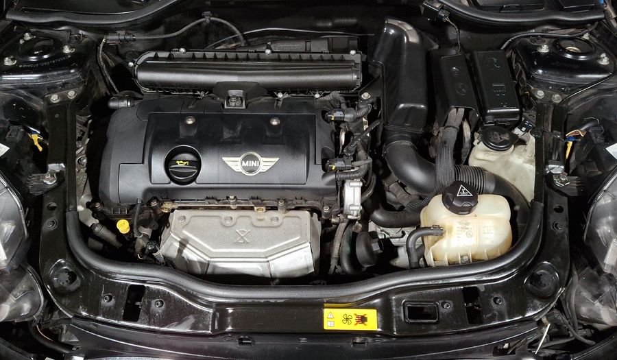 Mini Cooper 1.6 COOPER CHILI AT Hatchback 2013