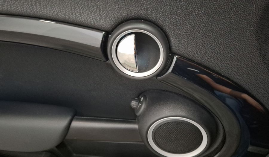 Mini Cooper 1.6 COOPER CHILI AT Hatchback 2013