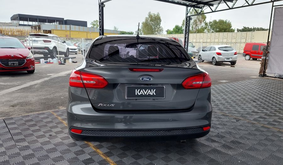 Ford Focus Iii 2.0 SE PLUS AT Sedan 2018