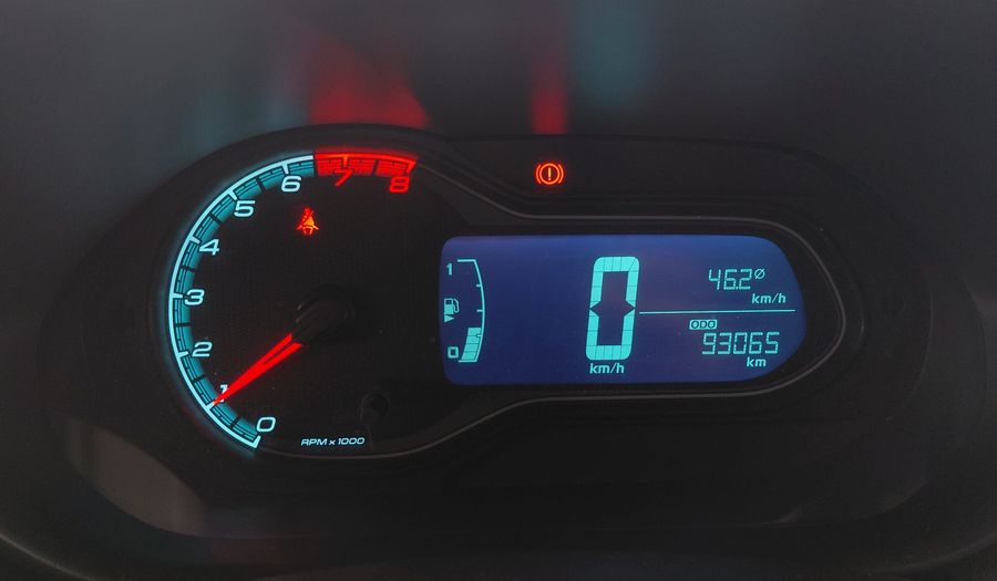 Chevrolet Onix 1.4 LTZ Hatchback 2015