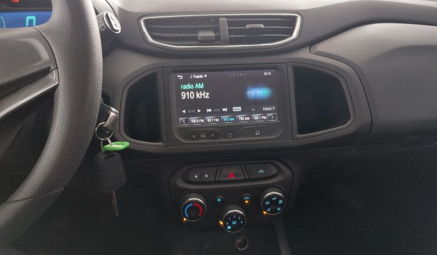 Chevrolet Onix 1.4 LTZ Hatchback 2015