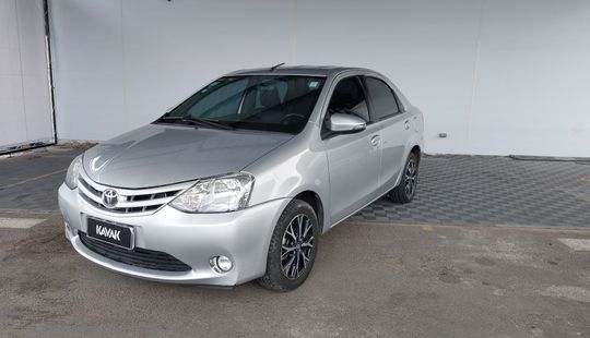 Toyota • Etios
