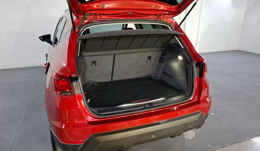 Seat Arona 1.6 STYLE AUTO Suv 2020