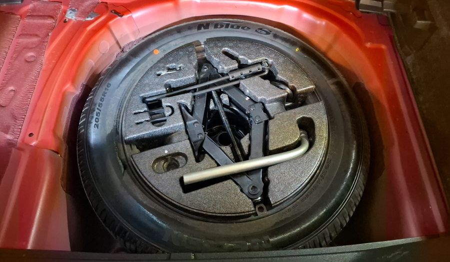 Seat Arona 1.6 STYLE AUTO Suv 2020