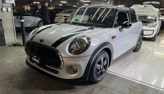 Mini • Cooper