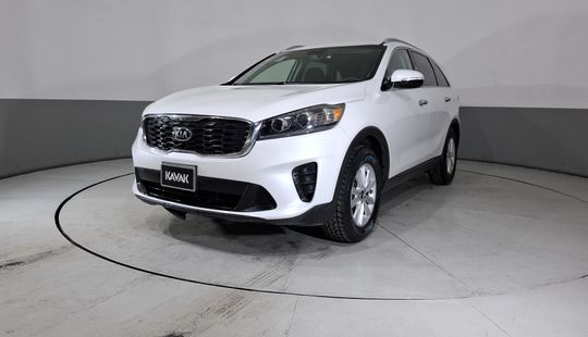 Kia • Sorento