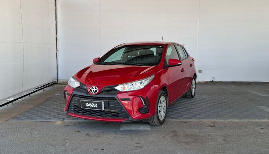 Toyota • Yaris