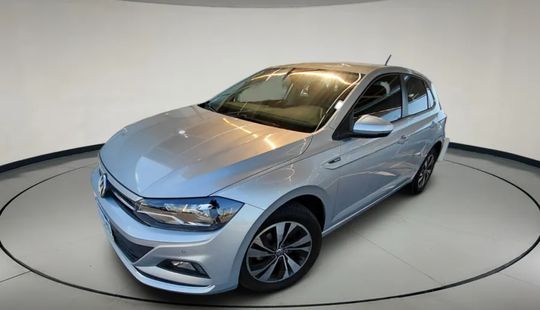 Volkswagen • Polo
