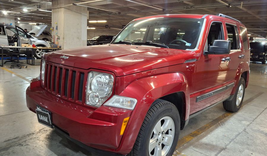 Jeep Liberty 3.7 SPORT RWD Suv 2012