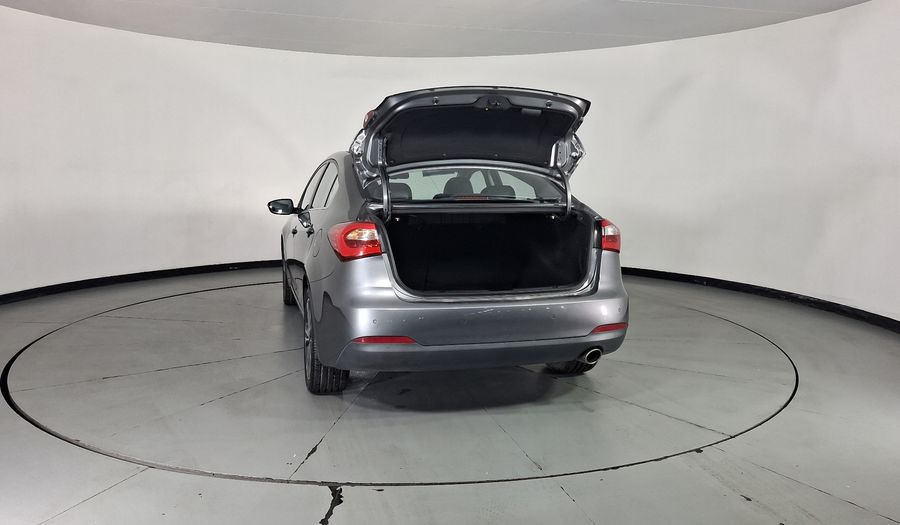 Kia Forte 2.0 SX AT Sedan 2016