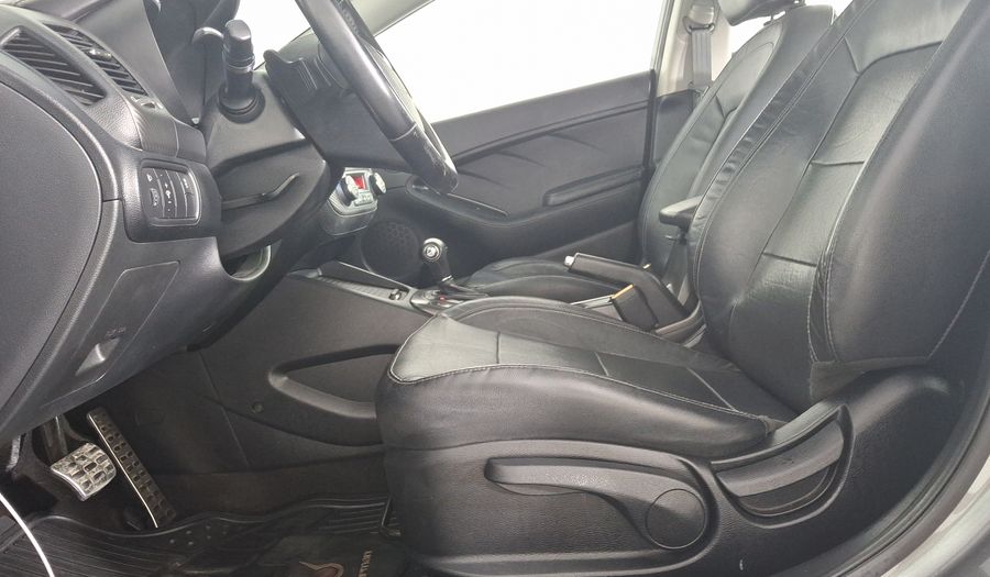 Kia Forte 2.0 SX AT Sedan 2016