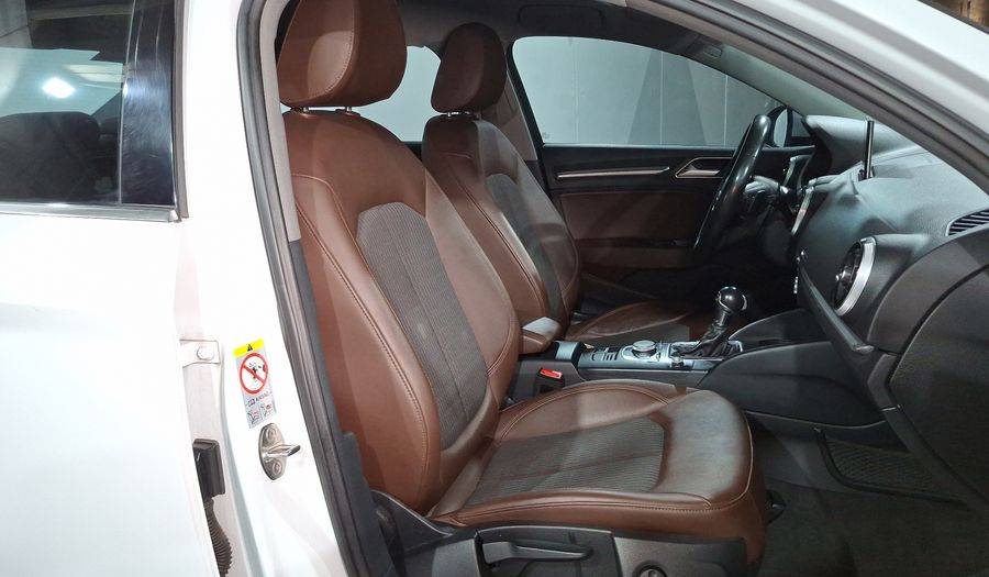 Audi A3 1.4 TFSI SELECT Sedan 2017