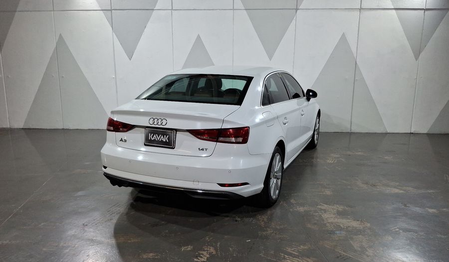 Audi A3 1.4 TFSI SELECT Sedan 2017