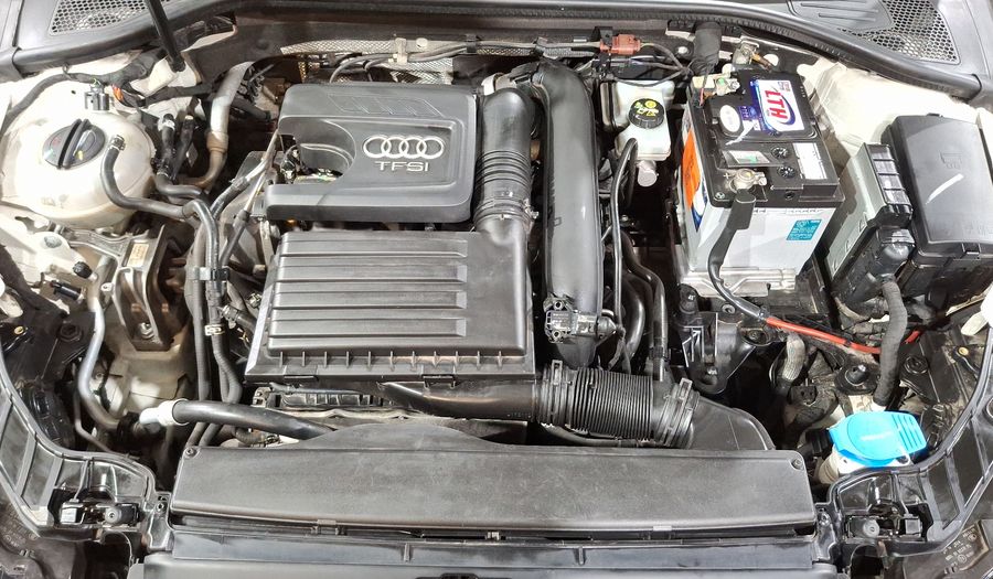 Audi A3 1.4 TFSI SELECT Sedan 2017