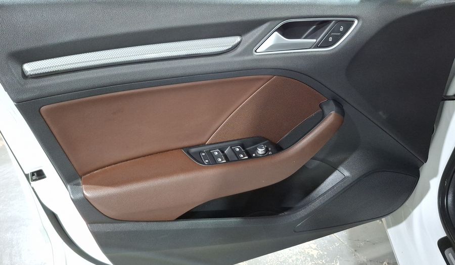 Audi A3 1.4 TFSI SELECT Sedan 2017