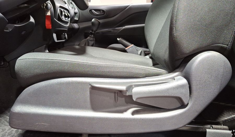 Nissan Frontier 2.5 SE Pickup 2024