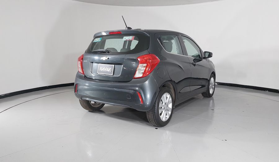 Chevrolet Spark 1.4 LTZ C MT Hatchback 2017