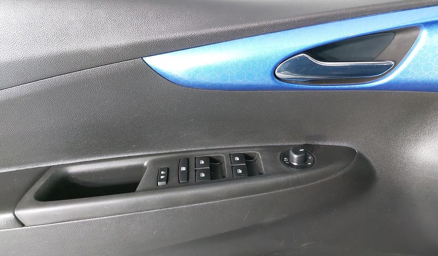 Chevrolet Spark 1.4 LTZ C MT Hatchback 2017