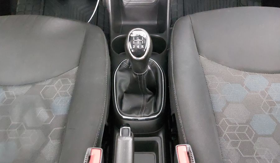 Chevrolet Spark 1.4 LTZ C MT Hatchback 2017