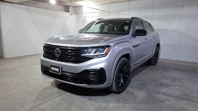 Volkswagen • Cross Sport