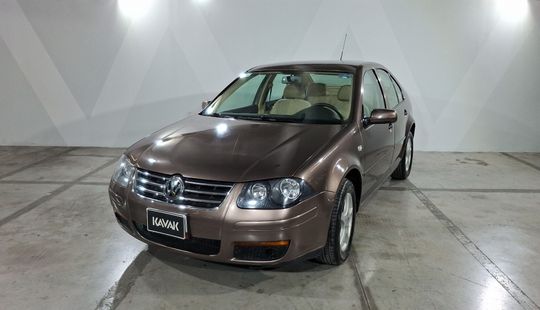 Volkswagen • Jetta Clasico