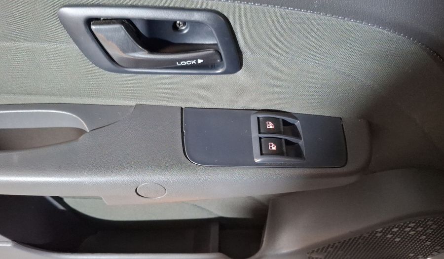 Ram 700 1.6 CLUB CAB ADVENTURE TOUCH SCREEN 6.7 Pickup 2020