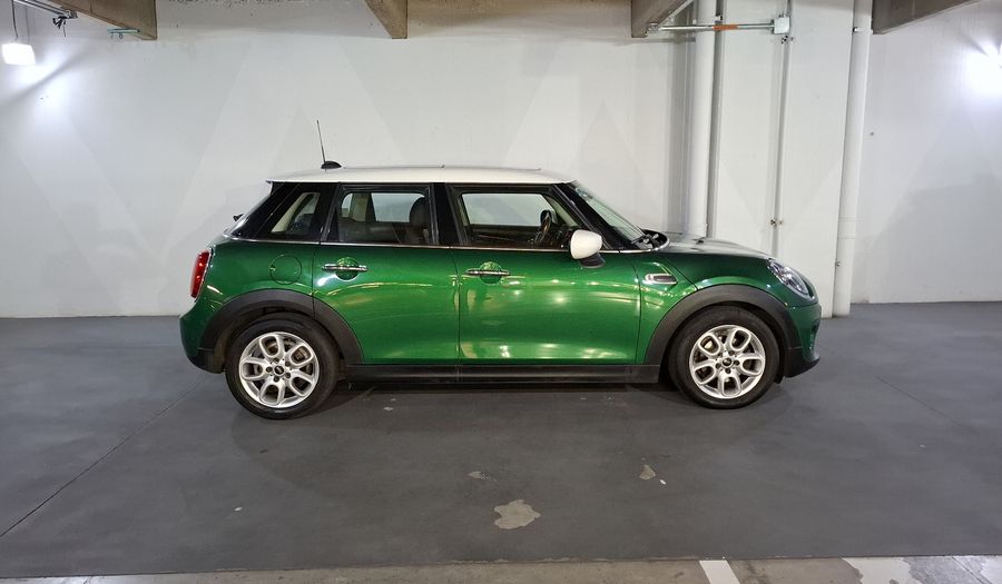 Mini Cooper 1.5 COOPER CHILI DCT Hatchback 2021