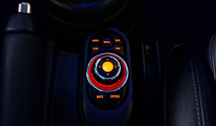 Mini Cooper 1.5 COOPER CHILI DCT Hatchback 2021