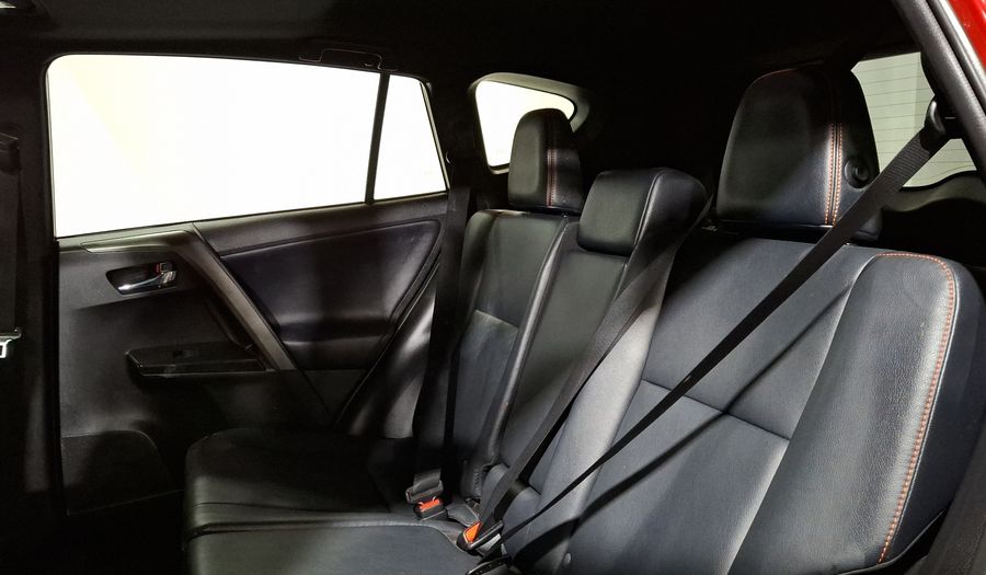 Toyota Rav4 2.5 L4 SE 4WD AT Suv 2016