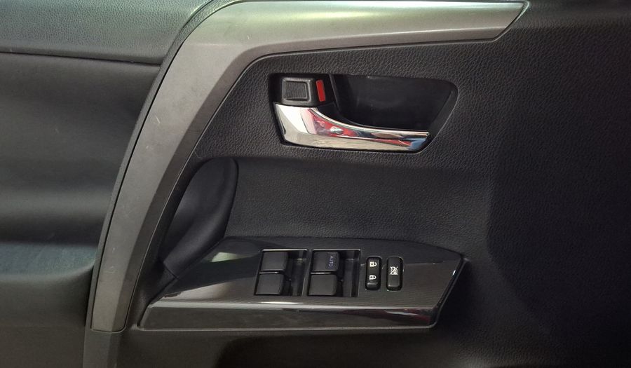 Toyota Rav4 2.5 L4 SE 4WD AT Suv 2016