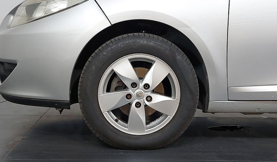 Renault Fluence 2.0 16V HI-FLEX DYNAMIQUE X-TRONIC Sedan 2014