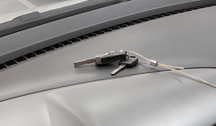 Volkswagen Fox 1.0 COMFORTLINE Hatchback 2017