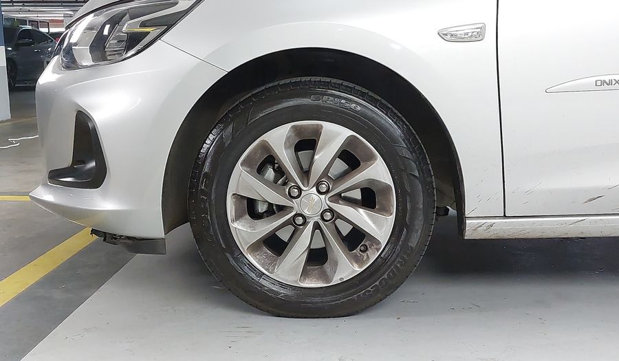 Chevrolet Onix 1.0 TURBO LTZ Hatchback 2020