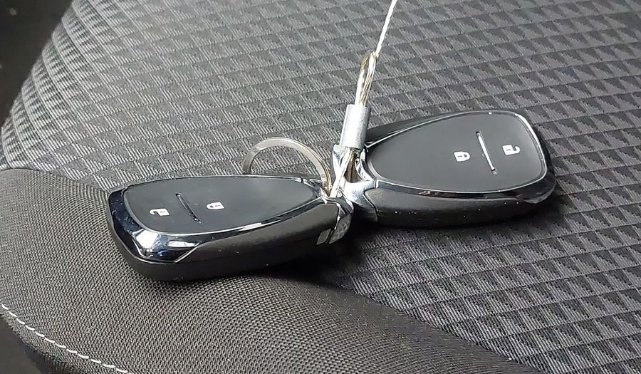 Chevrolet Onix 1.0 TURBO LTZ Hatchback 2020