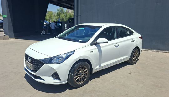 Hyundai • Accent